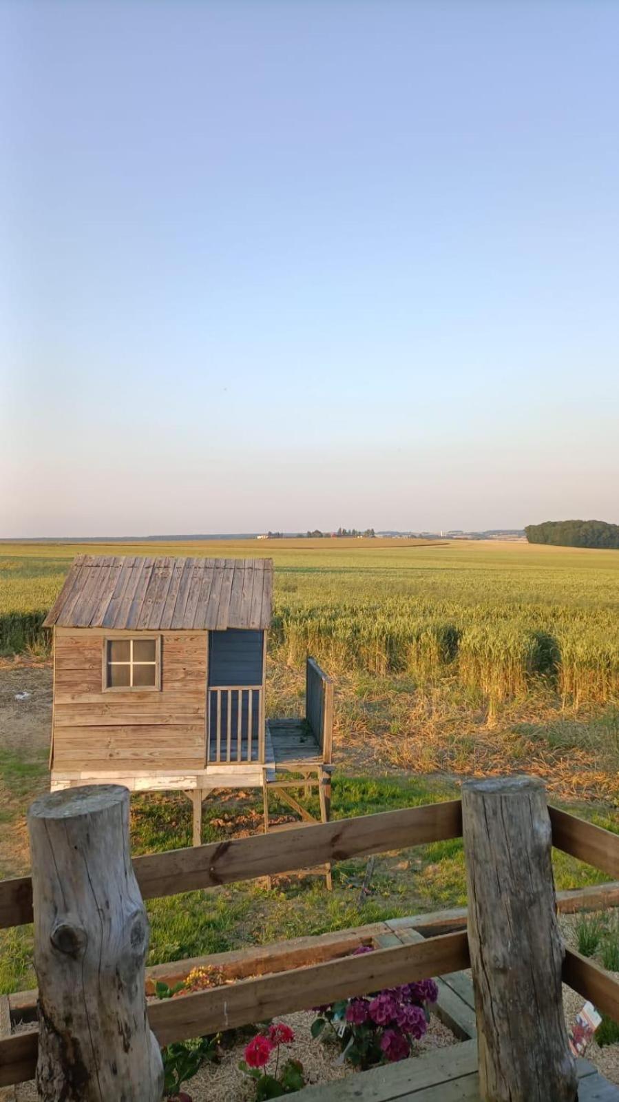 Tiny House Guest House Digny Luaran gambar